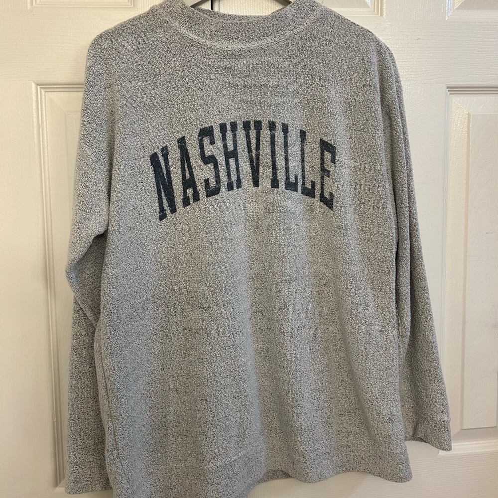 GRAY NASHVILLE CREWNECK